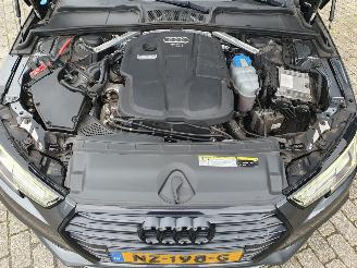 Audi A4 Avant 2.0 TDI Sport S line edition picture 9