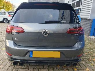 Volkswagen Golf 2.0 TSI 4Motion R Automaat picture 5
