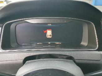 Volkswagen Golf 2.0 TSI 4Motion R Automaat picture 21