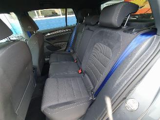 Volkswagen Golf 2.0 TSI 4Motion R Automaat picture 29