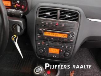 Fiat Grande Punto Grande Punto (199), Hatchback, 2005 1.4 T-Jet 16V picture 9