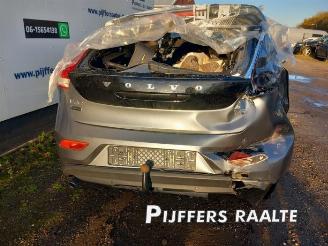 Volvo V-40 V40 (MV), Hatchback 5-drs, 2012 / 2019 1.5 T3 16V Geartronic picture 6