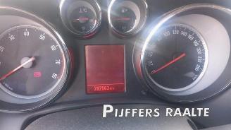 Opel Astra Astra J Sports Tourer (PD8/PE8/PF8), Combi, 2010 / 2015 1.4 Turbo 16V picture 16