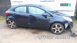 Vrakbiler auto Kia Rio Rio III (UB), Hatchback, 2011 / 2017 1.2 CVVT 16V 2012/7