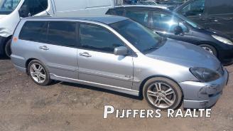 Coche siniestrado Mitsubishi Lancer Lancer Wagon (CS/CT), Combi, 2003 / 2008 2.0 16V 2007/10