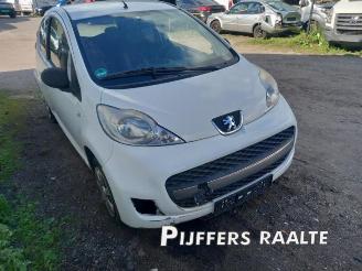 Peugeot 107 107, Hatchback, 2005 / 2014 1.0 12V picture 5