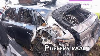 disassembly passenger cars Porsche Cayenne Cayenne III (9YA), SUV, 2017 3.0 V6 Turbo 24V E-Hybrid 2018/8