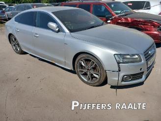 Vrakbiler auto Audi A5 A5 (8T3), Coupe, 2007 / 2017 2.0 TDI 16V 2009/10