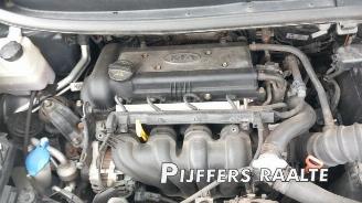 Kia Venga Venga, MPV, 2010 / 2019 1.6 CVVT 16V picture 18