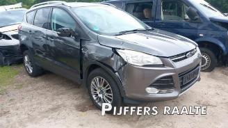 Vrakbiler auto Ford Kuga Kuga II (DM2), SUV, 2012 2.0 TDCi 16V 140 2014/6