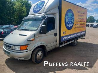 Vrakbiler auto Iveco Daily New Daily III, Van, 1999 / 2007 40C15 2002/6