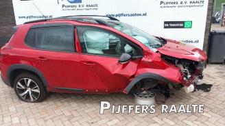Vrakbiler auto Peugeot 2008 2008 (CU), MPV, 2013 / 2019 1.2 12V e-THP PureTech 110 2018/2