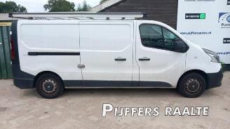 Vrakbiler auto Renault Trafic Trafic (1FL/2FL/3FL/4FL), Van, 2014 1.6 dCi Twin Turbo 2018/11