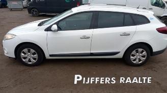 Vrakbiler auto Renault Mégane Megane III Grandtour (KZ), Combi 5-drs, 2008 / 2016 1.4 16V TCe 130 2010/7