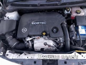 Opel Astra Astra J Sports Tourer (PD8/PE8/PF8), Combi, 2010 / 2015 1.6 CDTI 16V picture 25