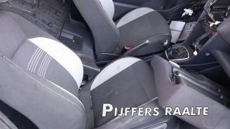 Volkswagen Polo Polo V (6R), Hatchback, 2009 / 2017 1.2 12V picture 11