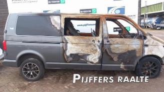 Coche siniestrado Volkswagen Transporter Transporter T6, Van, 2015 / 2024 2.0 TDI 150 2016/10