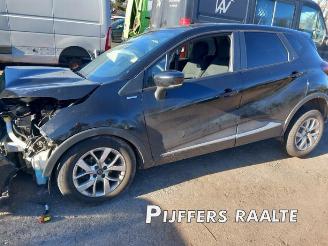 Coche siniestrado Renault Captur Captur I (2R), SUV, 2013 0.9 Energy TCE 12V 2019/12