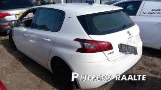 Uttjänta bilar auto Peugeot 308 308 (L3/L8/LB/LH/LP), Hatchback 5-drs, 2013 / 2021 1.2 12V e-THP PureTech 110 2018/7