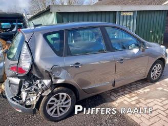 Uttjänta bilar auto Renault Scenic Scenic III (JZ), MPV, 2009 / 2016 1.2 16V TCe 130 2014/8