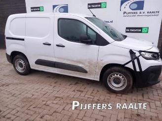 Auto da rottamare Peugeot Partner Partner (EA//EF/EN/EU), Van, 2018 1.5 BlueHDi 100 2024/10