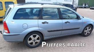 Vrakbiler auto Ford Focus Focus 1 Wagon, Combi, 1998 / 2004 1.6 16V 2005/1