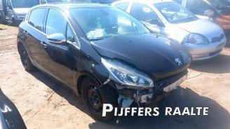 Uttjänta bilar auto Peugeot 208 208 I (CA/CC/CK/CL), Hatchback, 2012 / 2019 1.2 12V e-THP PureTech 110 2015/10
