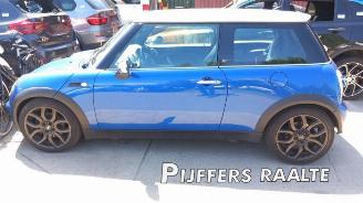 Vrakbiler auto Mini Cooper Mini (R50/53), Hatchback, 2001 / 2007 1.6 16V Cooper 2006/3