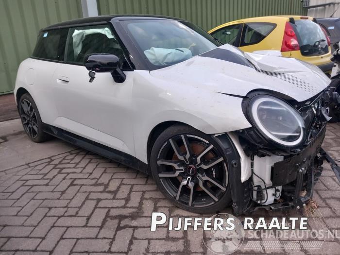 Mini Mini Mini Electric (J01), Hatchback 3-drs, 2023 Cooper E 40.7 kWh