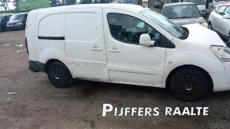Auto da rottamare Peugeot Partner Partner (GC/GF/GG/GJ/GK), Van, 2008 / 2018 1.6 BlueHDi 100 2016/7