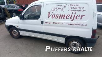 Vrakbiler auto Peugeot Partner Partner, Van, 1996 / 2015 1.8 D 1997/11