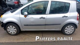 Vrakbiler auto Renault Modus Modus/Grand Modus (JP), MPV, 2004 / 2012 1.4 16V 2006/4