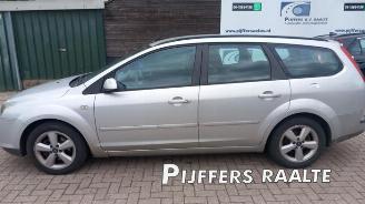 Salvage car Ford Focus Focus 2 Wagon, Combi, 2004 / 2012 1.6 16V 2007/10