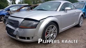 Vrakbiler auto Audi TT TT (8N3), Coupe, 1998 / 2006 1.8 20V Turbo 2002/4