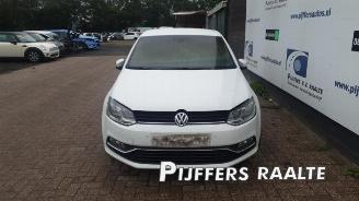 Vrakbiler auto Volkswagen Polo Polo V (6R), Hatchback, 2009 / 2017 1.4 TDI 12V 90 2016/5