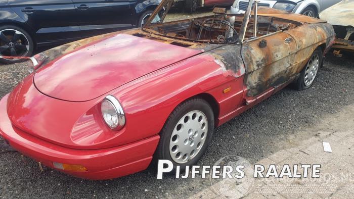 Alfa Romeo Spider Spider (115), Cabrio, 1971 / 1995 2.0 ie