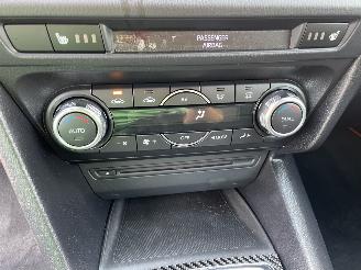 Mazda 3 2.0 TS+ N.A.P NL AUTO PRACHTIG!!! picture 12