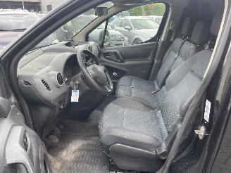 Peugeot Partner 122 1.6 HDI L1 XT Profit + N.A.P NL AUTO picture 6