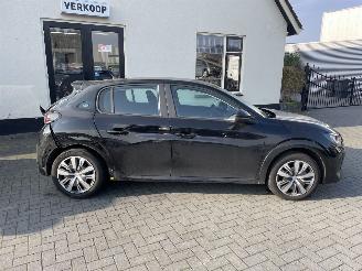 Peugeot e-208 EV Active Pack 50 kWh N.A.P NL AUTO PRACHTIG picture 8