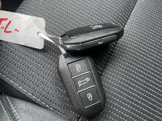 Peugeot 508 SW 1.6 THP Blue Lease Premium N.A.P NL AUTO PRACHTIG!! picture 20