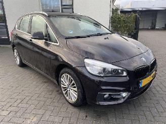 damaged passenger cars BMW 2-serie Active Tourer 218i High Executive 2015/1