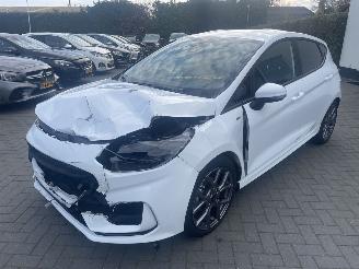 Ford Fiesta 1.0 EcoBoost Hybrid ST-LINE PRACHTIG!!! picture 2