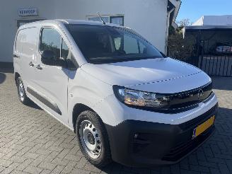 krockskadad bil bedrijf Opel Combo 1.5 BlueHDi 100 S&S L1 N.A.P NL AUTO PRACHTIG!!! 2024/5