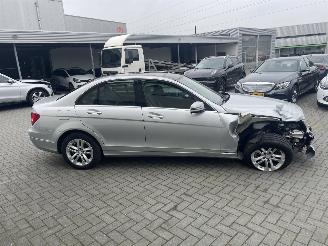 Mercedes C-klasse C-klasse 180 Ambition Avantgarde N.A.P NL AUTO picture 6