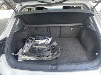 Volkswagen T-Roc 1.5 TSI Style N.A.P NL AUTO PRACHTIG!!! picture 16