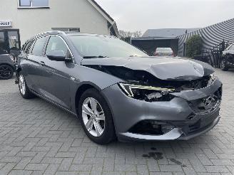 Unfallwagen Opel Insignia SPORTS TOURER 1.5 Turbo Business Executive 2020/2