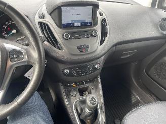 Ford Transit Courier Van 1.5 TDCI Limited Duratorq S&S picture 9