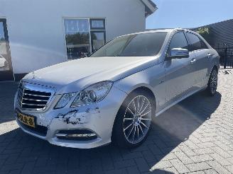 krockskadad bil auto Mercedes E-klasse 200 CGI Business Class Avantgarde AUTOMAAT PRACHTIG!!! 2010/6