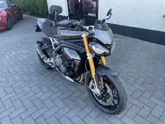 Triumph Speed Triple 1200 RS 180PK!!! picture 8