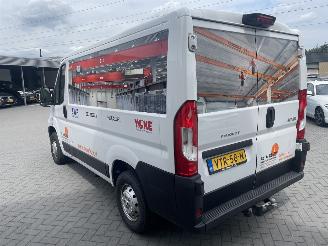 Peugeot Boxer 330 2.2 BlueHDi 140 L1H1 Premium N.A.P NL BUS PRACHTIG!!! picture 3